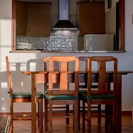 Casa Carolina Апартаменты Эрисейра